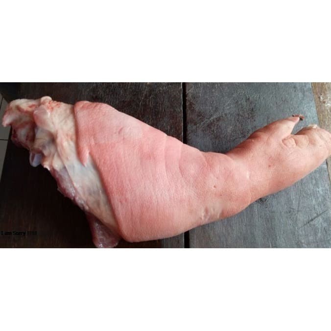 

Kaki Depan Babi 1.5Kg ( Front Pork Leg 1.5Kg)