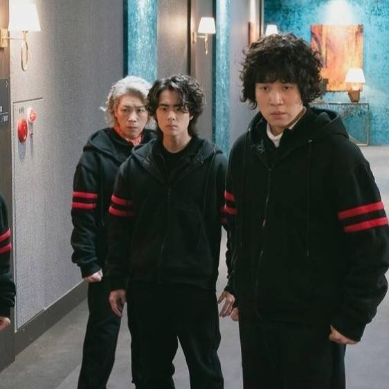 JAKET SWEATER UNCANNY COUNTER KDRAMA SEASON 2