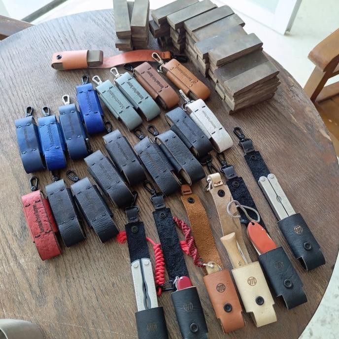 

TERMURAH - Maestrohand Pocket Sharpener Leather Sheath Stroping Custom Grafir