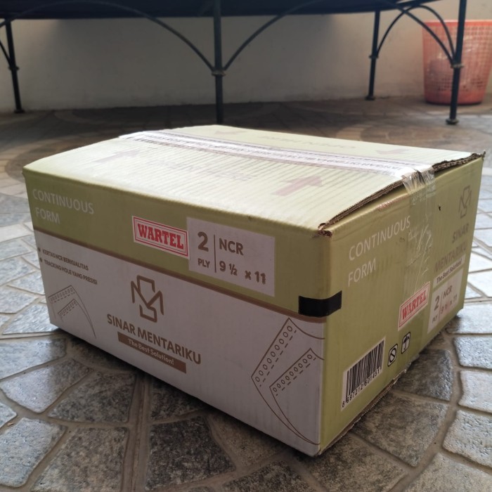 

2 Ply : 4 Wartel Kertas Continuous Form Sinar Mentari 9 1/2 X 11" Barangbaru
