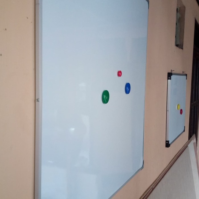 

Terlaris Papan Tulis Gantung Magnet Uk.60x90cn SALE