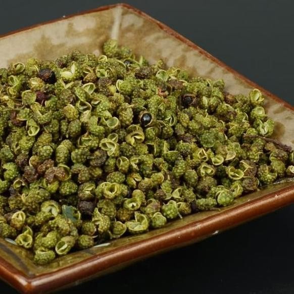 

Sichuan Green Pepper / Szechuan Pepper / Qing Hua Jio - 500Gram Terlaris