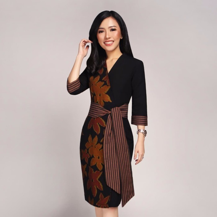 Batik Kultur Dress - TQBD - Fall Coloured Maple Leaves Tenun