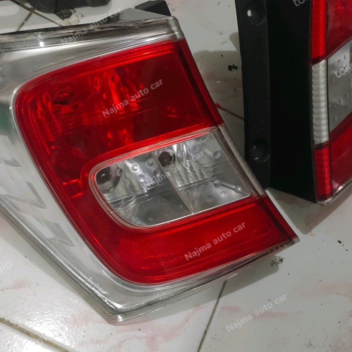 stoplamp lampu belakang honda Freed 2012 2013 2014