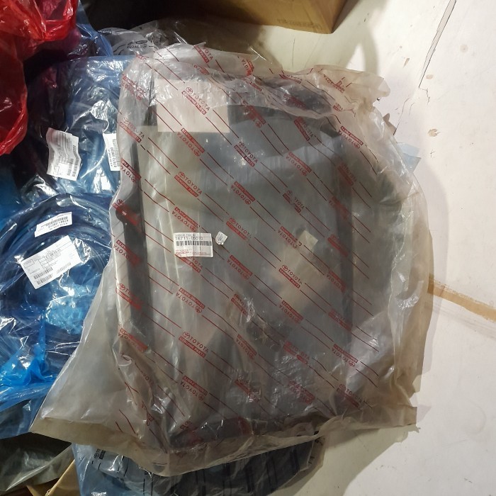 Shroud Fan Cover Radiator Motor Fan toyota Kijang Diesel 1RZ original