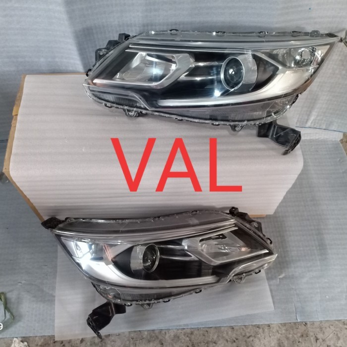 head lamp Honda BRV