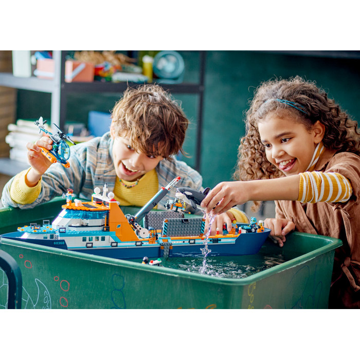 LEGO City 60368 Arctic r Ship