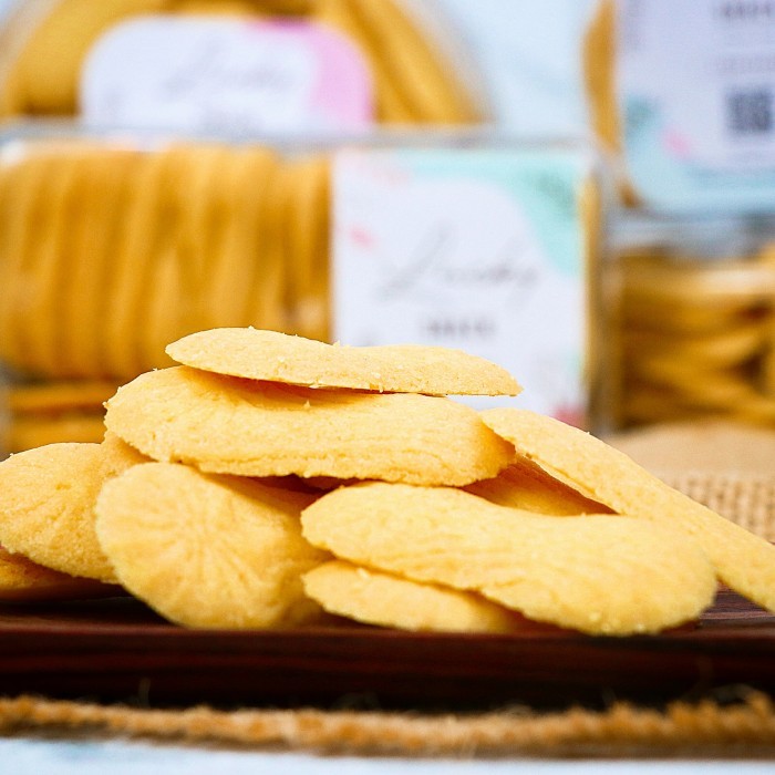 

Kue Kering "LIDAH KUCING" Wijsman 350Gram Kotak