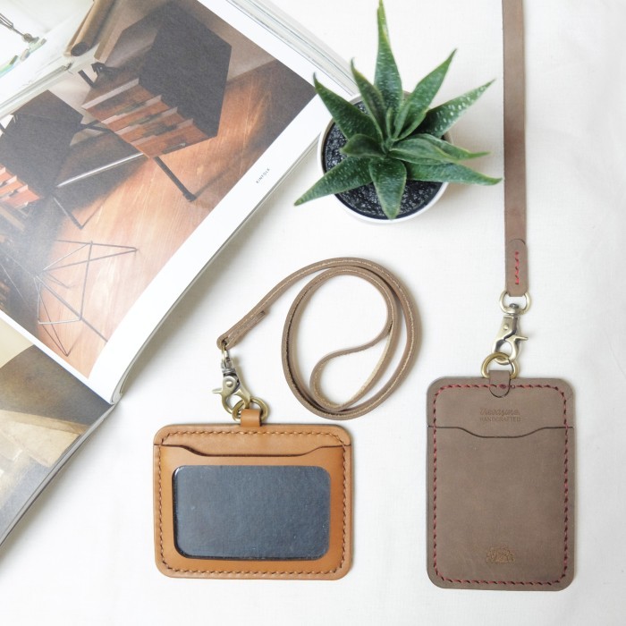 

Leather ID Card Holder Gantungan ID Card Kulit Asli