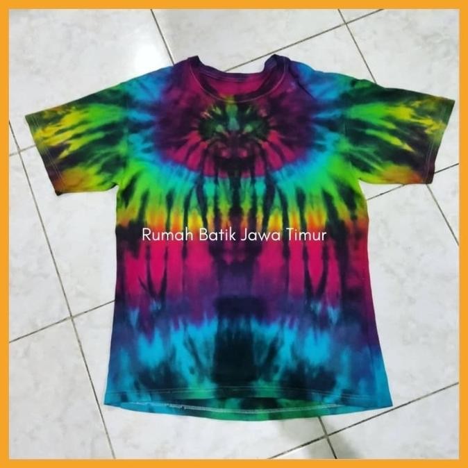 

Tie Dye Kit Paket 4 Botol Warna Bonus Pengunci Penguat Warna Original Dan Terpercaya