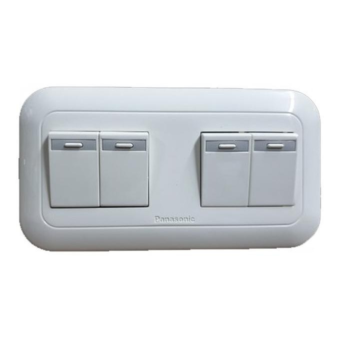 

TERSEDIA SAKLAR DOUBLE SERI PANASONIC 2 GANG ISI 4 WEJP 78049W DAN WEJ 5531