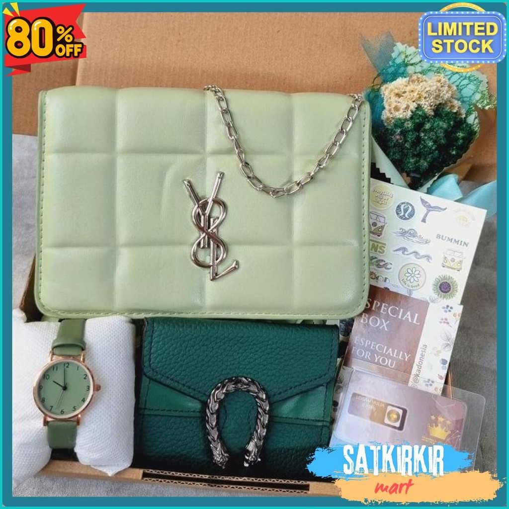 

Kado Cewek / Hampers Tas Cewek Hadiah Ultah ( Sage Giftbox ) (Lagi Rame)