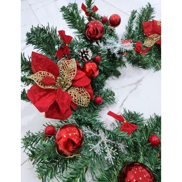 

Garland Set Christmas / Dekorasi Natal. Dikirim Dalam Keadaan Belum Terpasan Mainan