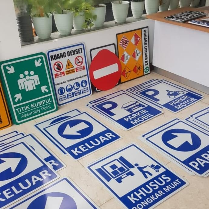 

Rambu Truk Dilarang Masuk 45cm x 60cm Plat Alumunium