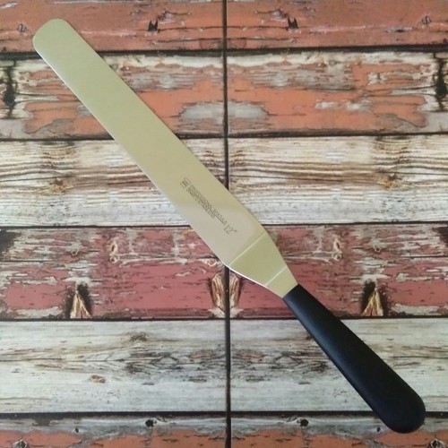 

Sanneng SN4872 - 12inch Professional Bend Spatula Plastic Handle 42cm