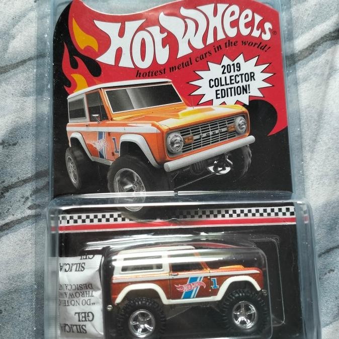 Hot Wheels 67 Ford Bronco 2029 Collector edition