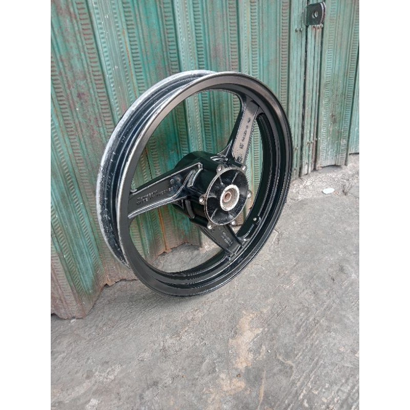 velg racing bagian belakang original motor Kawasaki ninja rr NINJA RR NINJA 150 RR