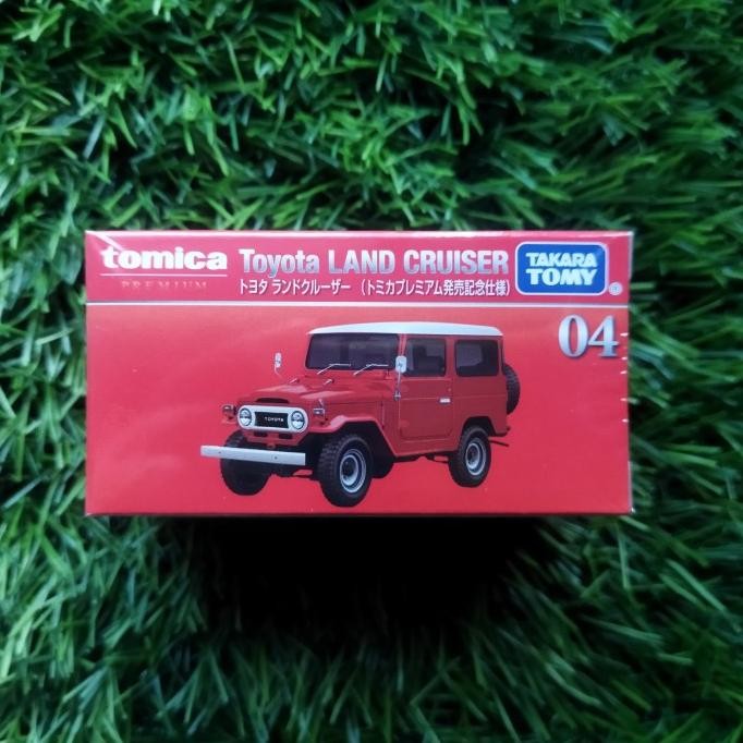 tomica toyota land cruiser merah