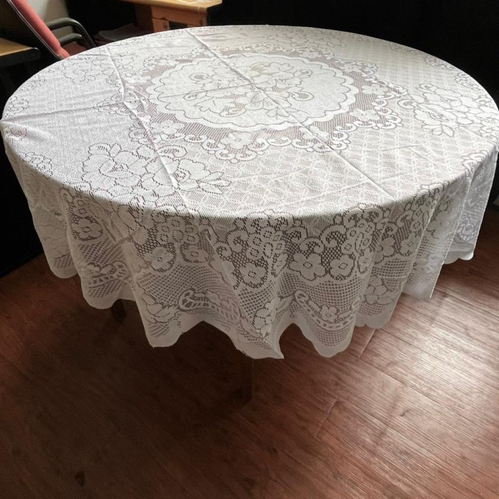 TAPLAK MEJA MAKAN BULAT/BUNDAR UNTUK 6 KURSI RENDA CLASSSIC