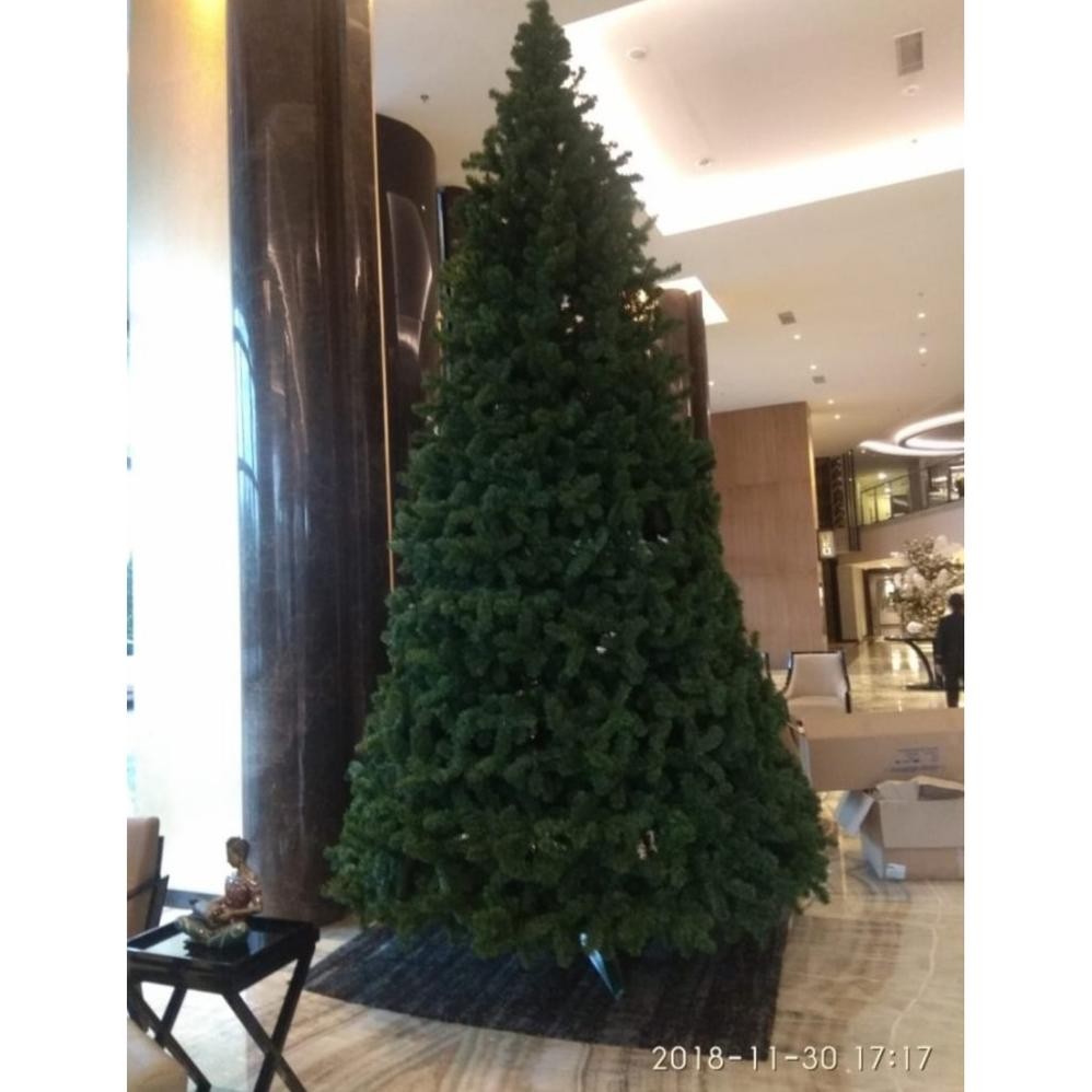 Pohon Natal Besar 5 Meter 16 Feet Bonus Hiasan Dan Lampu-Tipe Garland