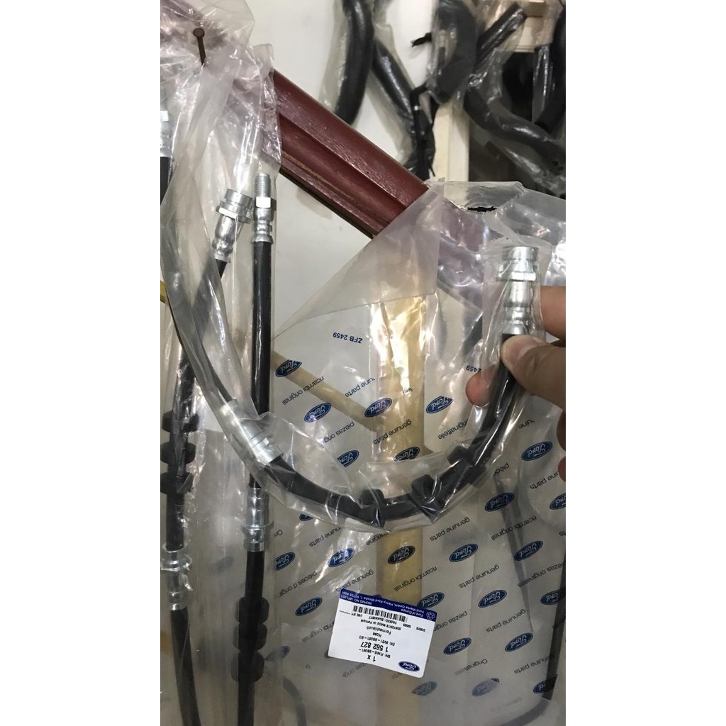 Selang rem depan Ford Escape OEM