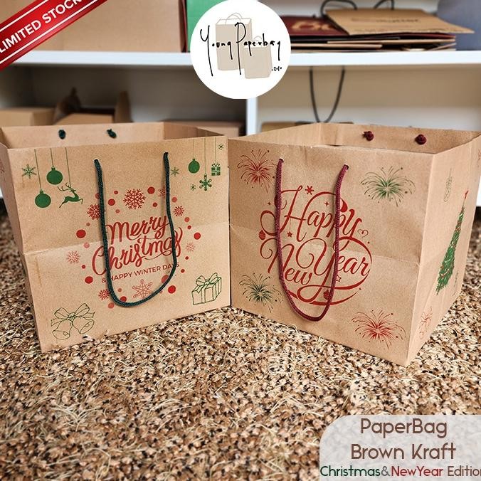 

CR - Paper Bag Brown Kraft Edisi Natal & Tahun Baru Uk. 25 x 25 x 24 (12 pcs) TERLARIS