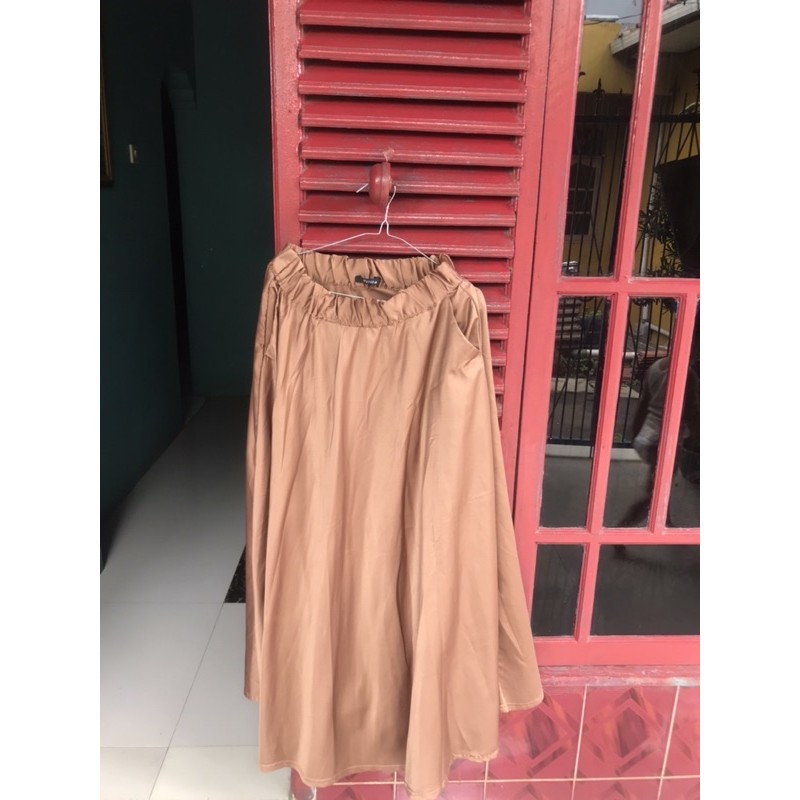 preloved rok coklat