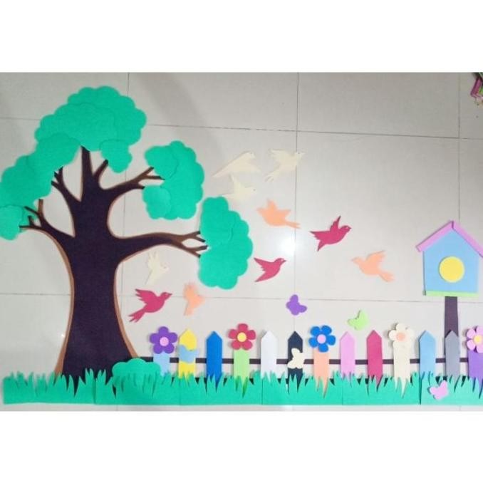 Hiasan Dinding Pohon 1 Set (150cm x 120 cm) Spon Eva Pagar Rumput Bunga Kupu Pojok Baca Sekolahan Pa