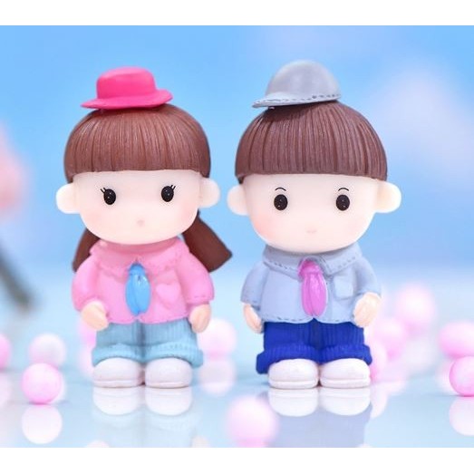 

PV470 Miniature Lover Figures - Lovers Couple Figurines #37 (2pcs) DISKON
