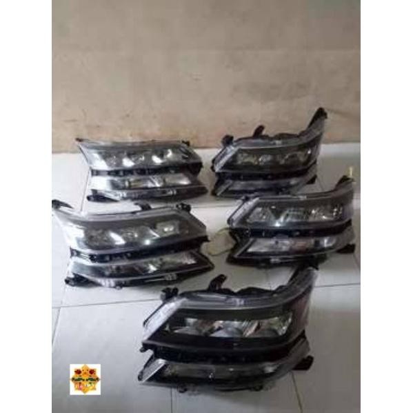 Headlamp  Avanza 2019-2020