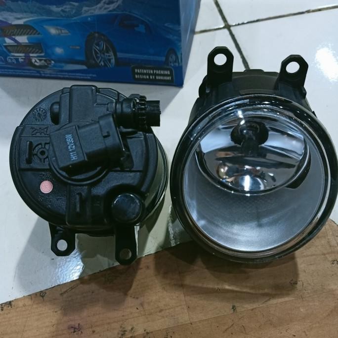 foglamp Avanza only 2008 2009 2010 2011 foglamp Avanza Vvti