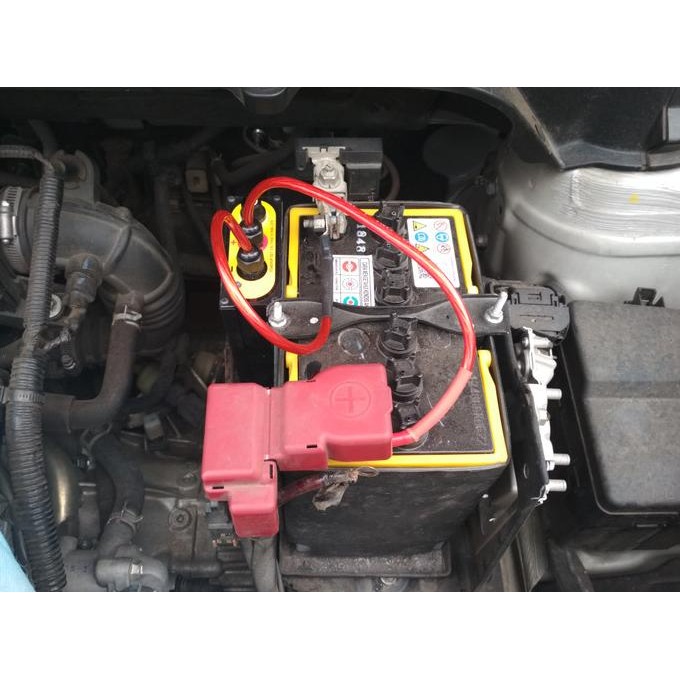 Stabilizer Aki Mobil . Kapasitor Bank Best Quality