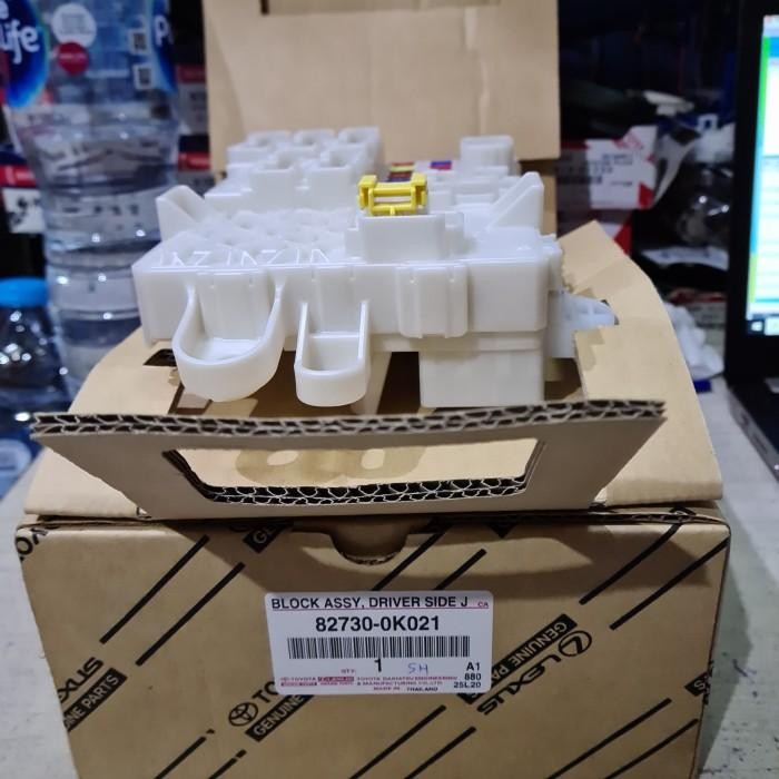 Block Assy Driver Side Junction Fortuner Hilux Original 82730-0K021