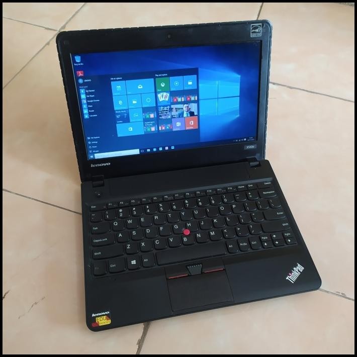 LAPTOP NETBOOK SECOND MURAH LENOVO 12 INCH RAM 4GB NORMAL SEMUA