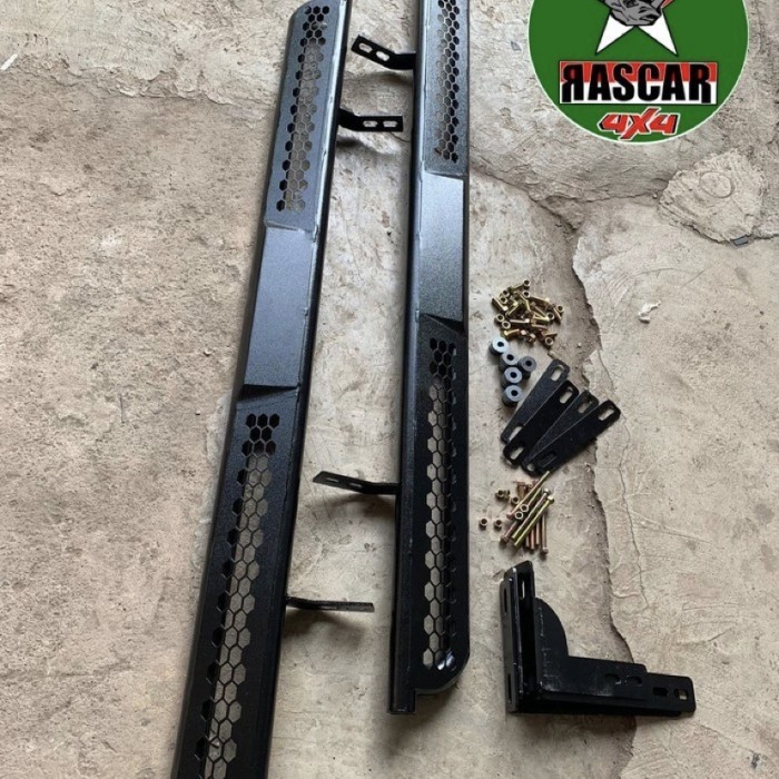 Footstep Jimny 5 Pintu Asli