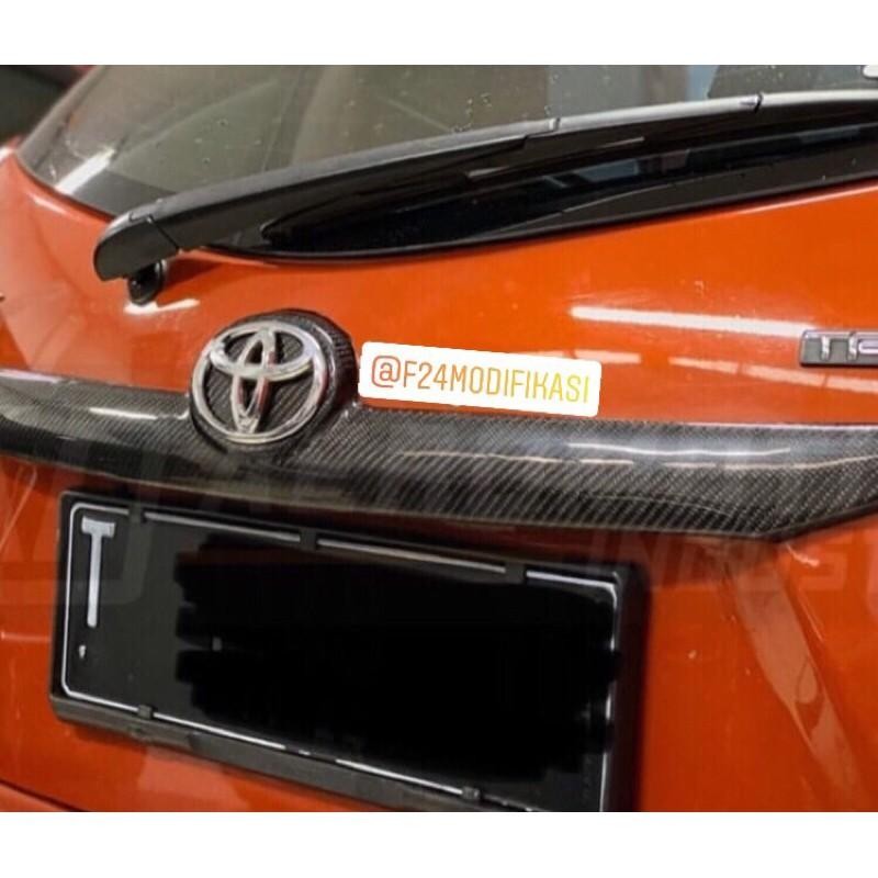 Garnish Litrang Yaris Carbon Kevlar