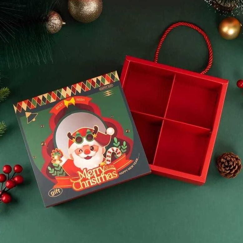 

CR - (5pcs)Kotak Kue Natal Sekat 4 Dus Box Nastar Pudding Cookies Christmas TERLARIS