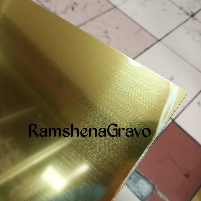 

Bahan grafir/gravoply/name tag/panel/hairline gold/silver 60x120cm 1.5