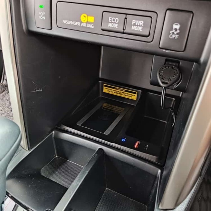 Promo Wireless Charging Hp Otoproject All New Innova Reborn 2016-2022