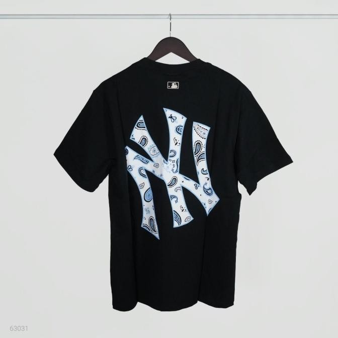 

BLUE- TSHIRT MLB NY NEW YANKEES BLUE BACK LOGO BLACK TEE