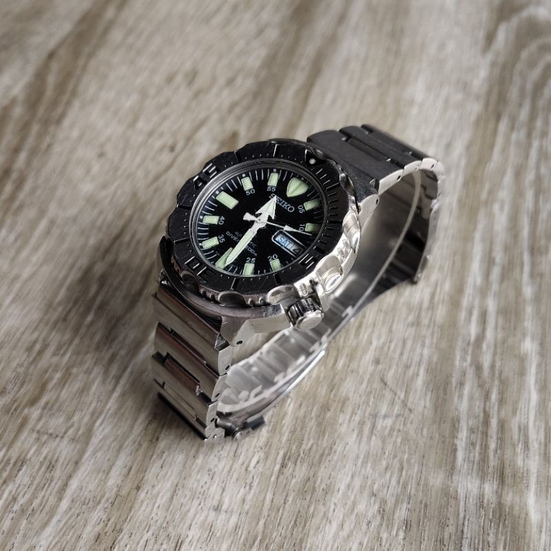 Jam Preloved Pria Seiko Black Monster Gen I SKX779