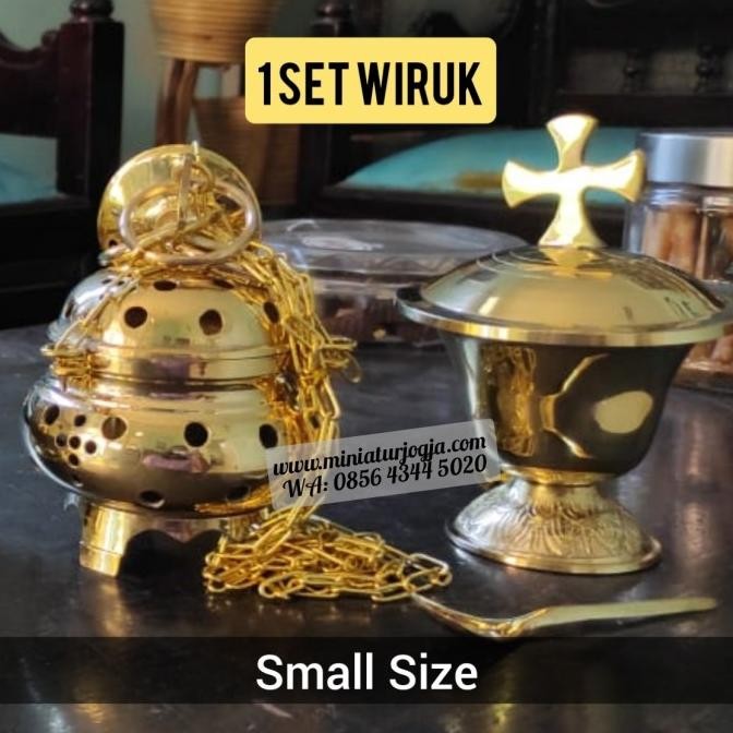 Wiruk / Turibulum / Pedupaan Tempat Dupa Gereja Katolik