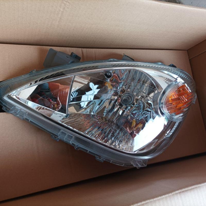 Headlamp Kiri Avanza/Xenia 2006-2011 Original