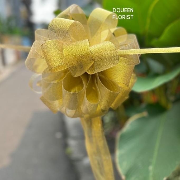 

Dqueen Florist - Pita Peresmian Pita Gliter Gold Grand Opening