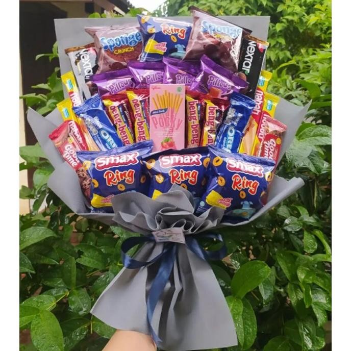 

shu (b) buket besar keren preum /paket/bingkisan snack ulang tahun/ultah/ wisuda/kado/hadiah