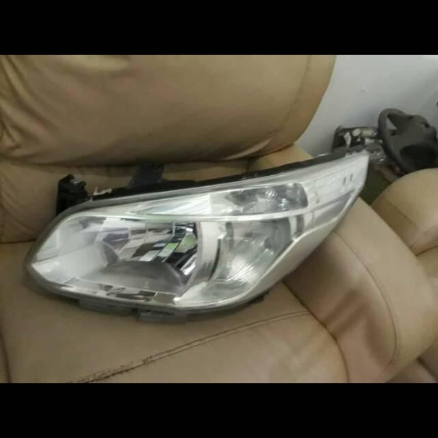 Headlamp Chevrolet Spin Ltz