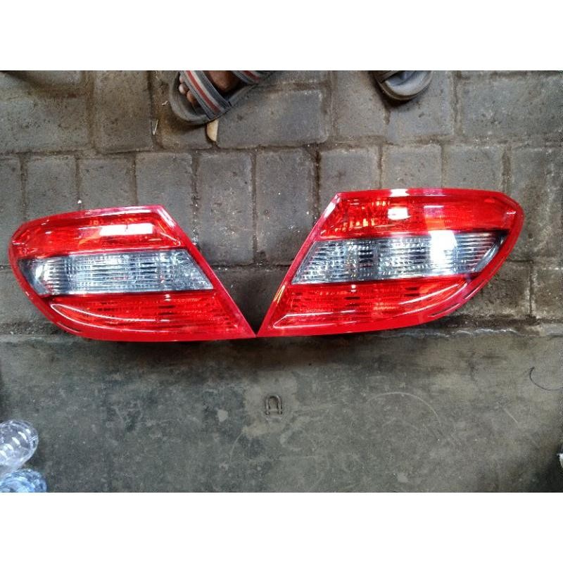 Stoplamp Mercedes Benz C200 W204.