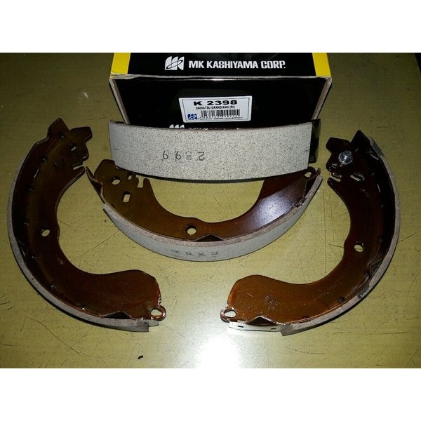 TERJAMIN Kanvas Rem Gran Max Belakang Spare Part Mobil