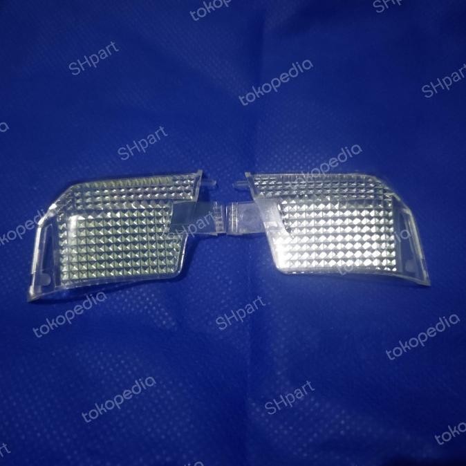 BEBAS ONGKIR - Mika Lampu TV plafon/roof monitor Innova Luxury, Fortuner,VRZ,Veloz