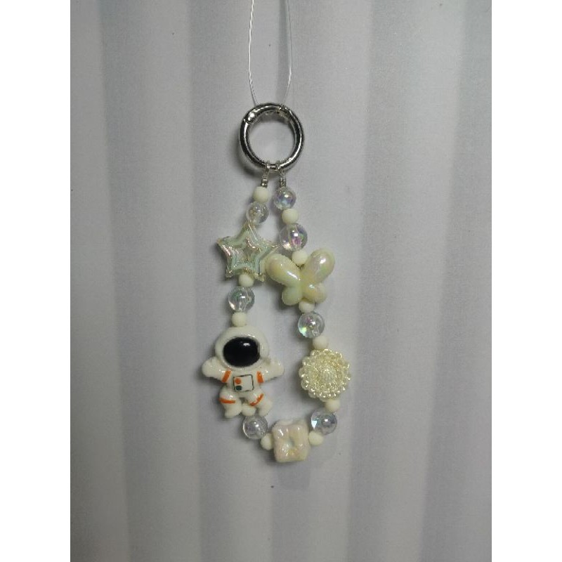 Gantungan HP Estetik karakter kartun/ Tali Hp karakter anime/Tali HP / Strap HP beads / Tali gantung